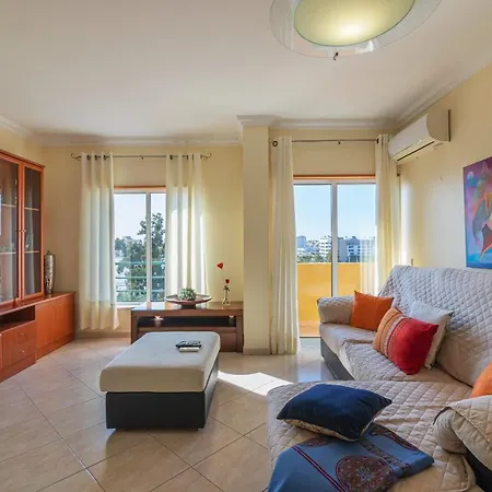 Faro Stylish By Homing Apartment *